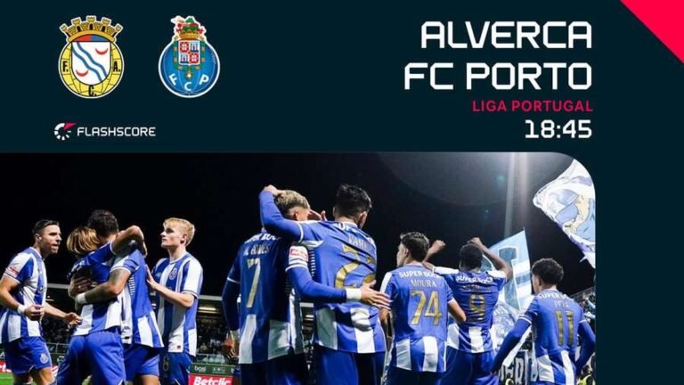 Action de jeu intense entre les équipes du FC Porto et d'Alverca lors d'un match de Liga Portugal