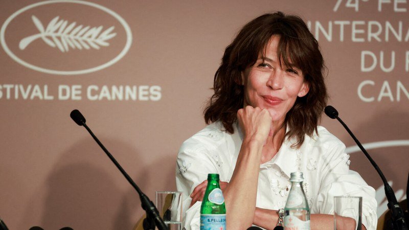 Sophie Marceau lors d'une conférence de presse, au cœur de l'actualité cinématographique
