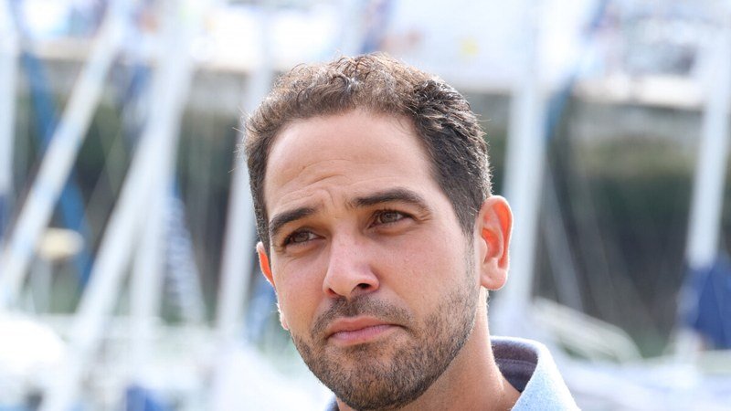 Portrait de l'acteur Samy Gharbi