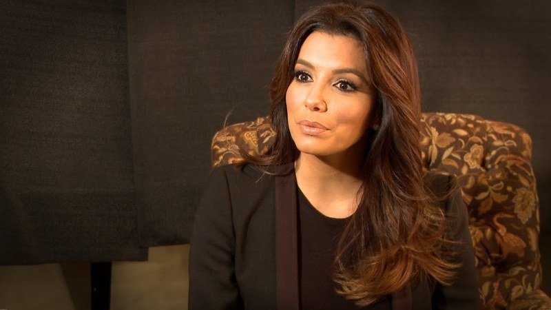 Eva Longoria sur un plateau de tournage