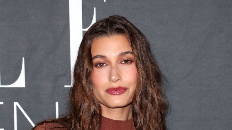 Hailey Bieber lors d'un événement cinématographique à Hollywood