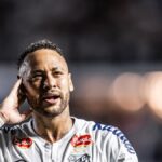 Neymar portant le maillot du Santos FC