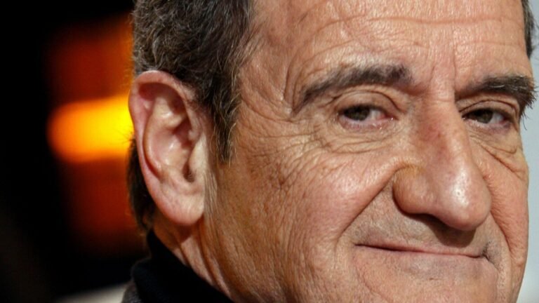 Portrait officiel de Pierre Lescure