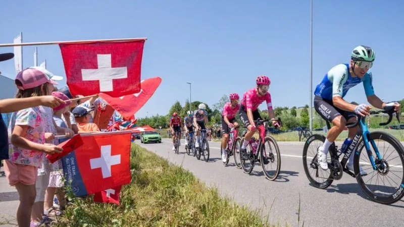 Peloton féminin lors du Tour de Suisse