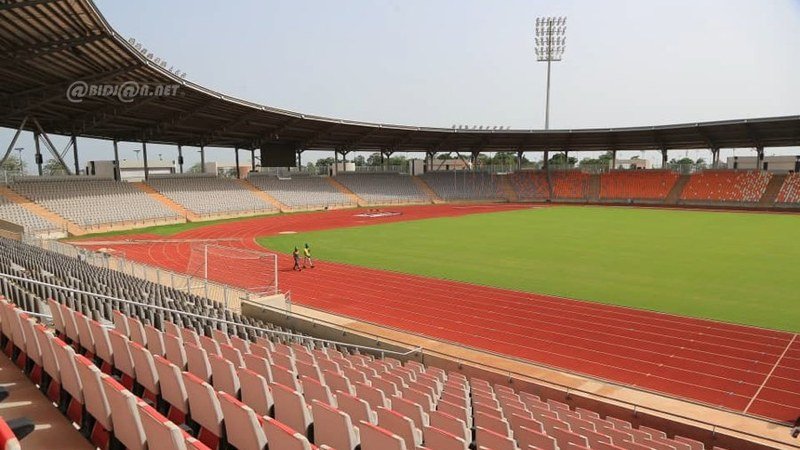 Un stade de football aux États-Unis