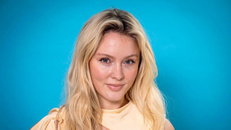 Portrait récent de la chanteuse Zara Larsson