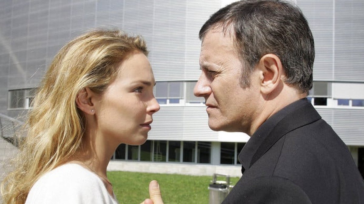 L'acteur Francis Huster dans la série Zodiaque