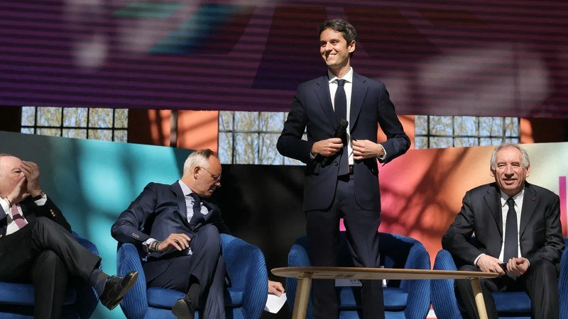 Gabriel Attal lors d'un meeting politique