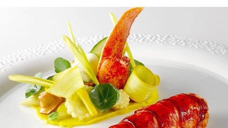 Plat de tortellini de homard breton