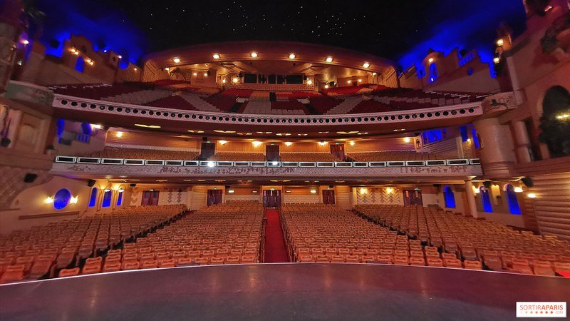 Façade du cinéma Le Grand Rex à Paris