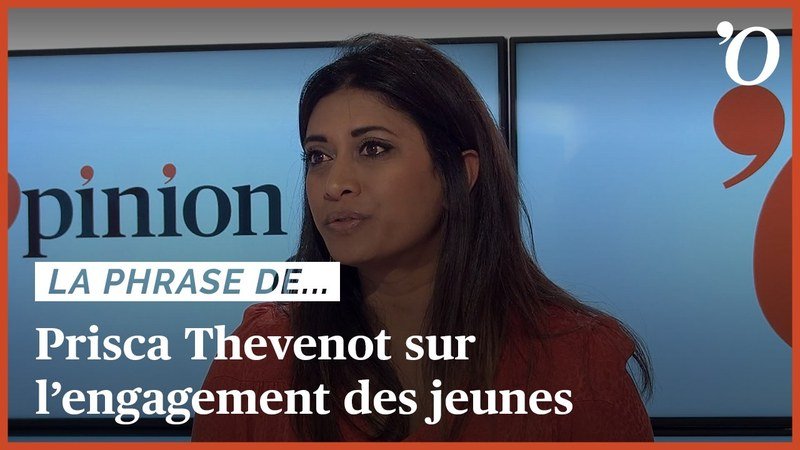 Prisca Thevenot lors d'un meeting politique La République en Marche