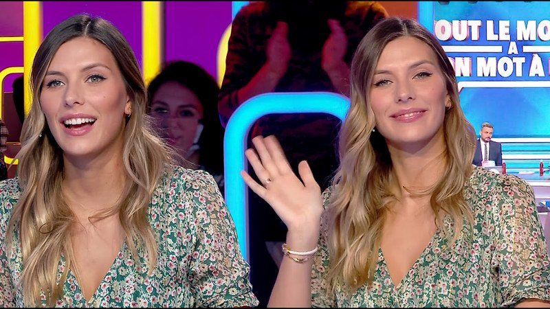 Camille Cerf sur un plateau de télévision