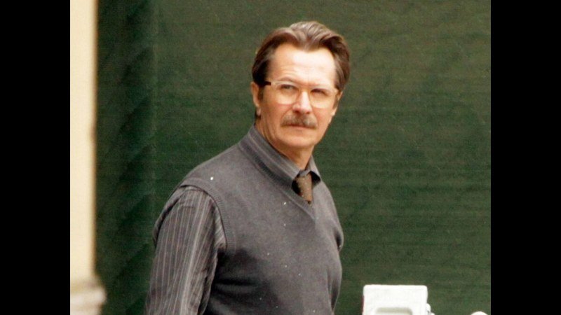 Gary Oldman sur un plateau de cinéma