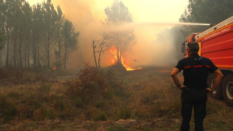 Incendie de forêt au Cap-Ferret en 2026