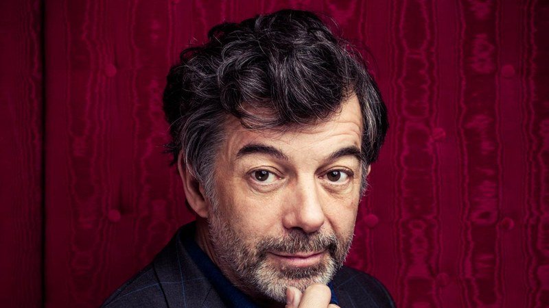 Stéphane Plaza dans un cadre professionnel